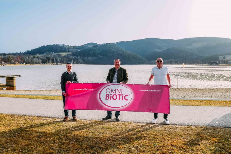 Das Institut AllergoSan präsentiert den OMNi-BiOTiC® ApfelLand-Triathlon 2021 am Stubenbergsee 